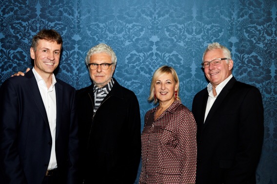 André Heller widmet neue Wunderkammer in den Swarovski Kristallwelten dem Thema „Frieden“