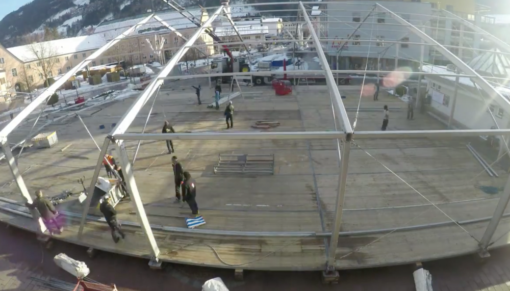 Zeitraffer Zeltaufbau Musikpavillon Wattens